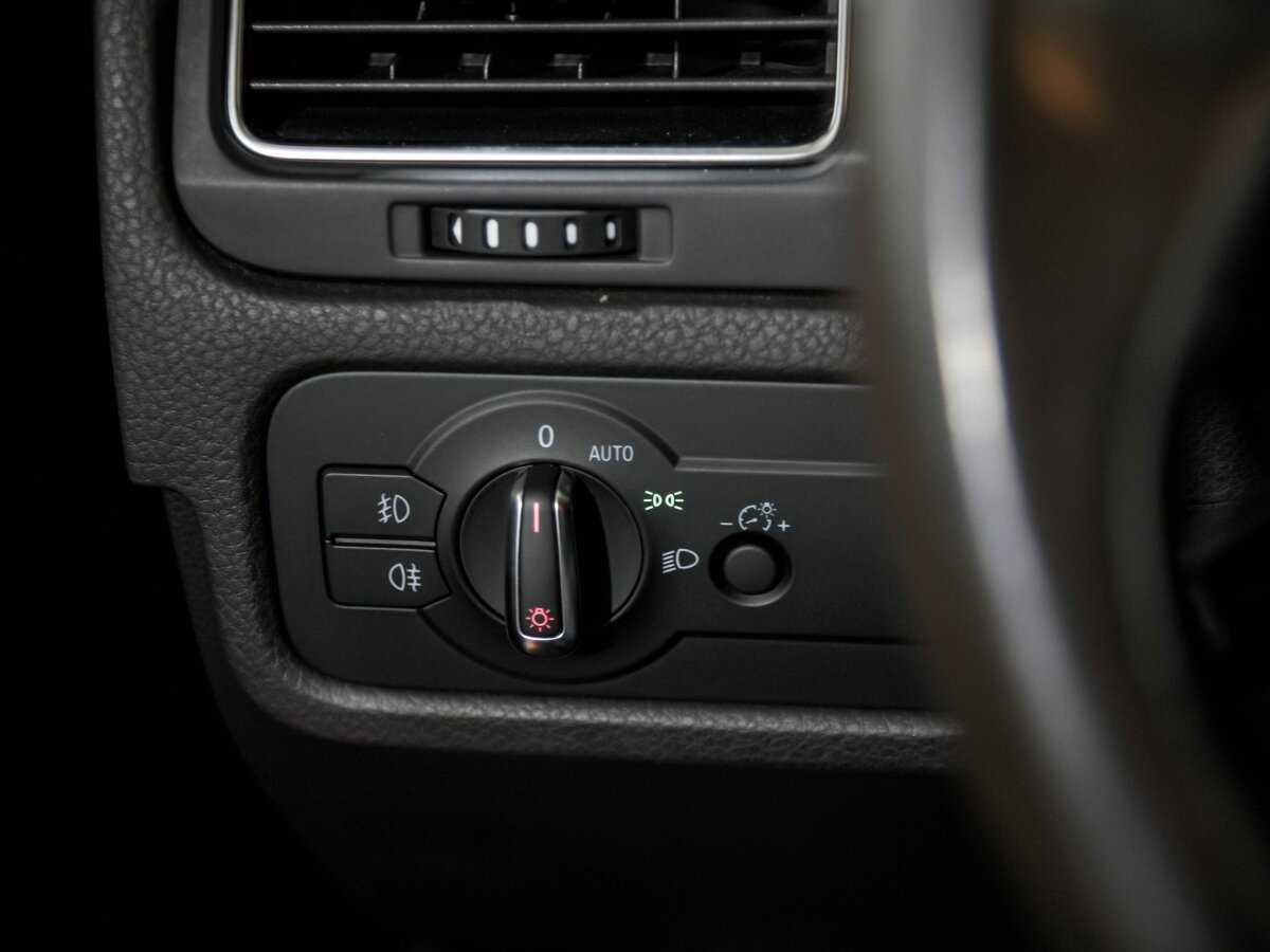 Volkswagen Touareg, 2013 Фото №14