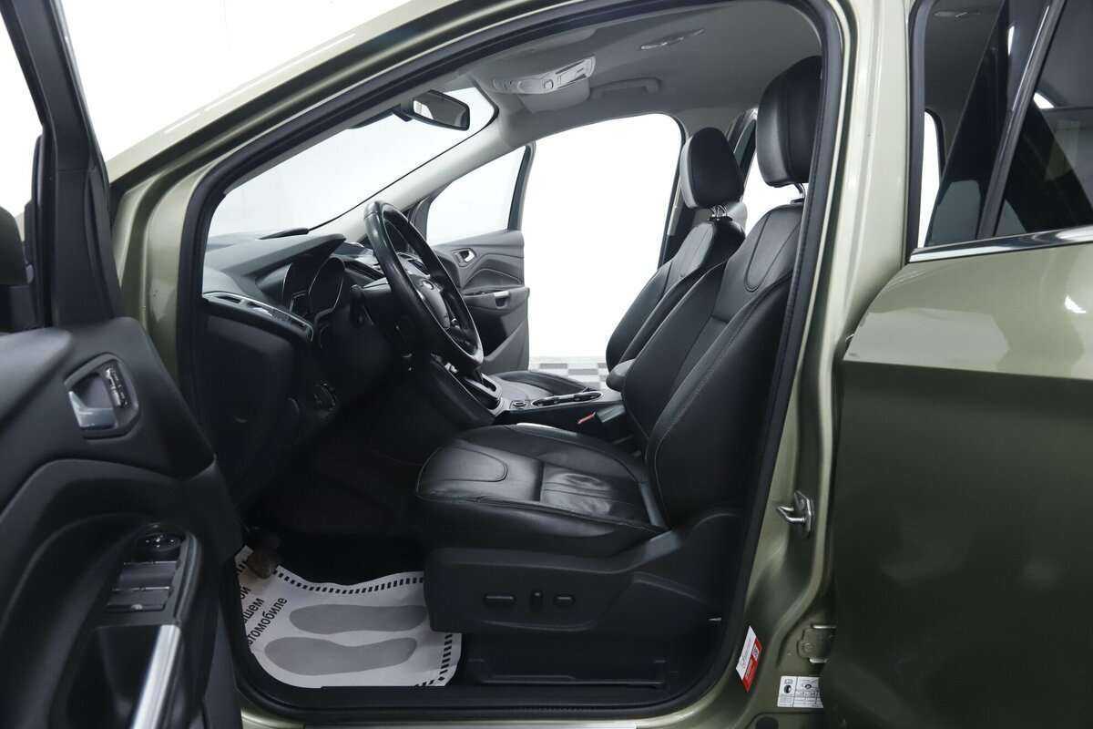 Ford Kuga, 2016 Фото №7