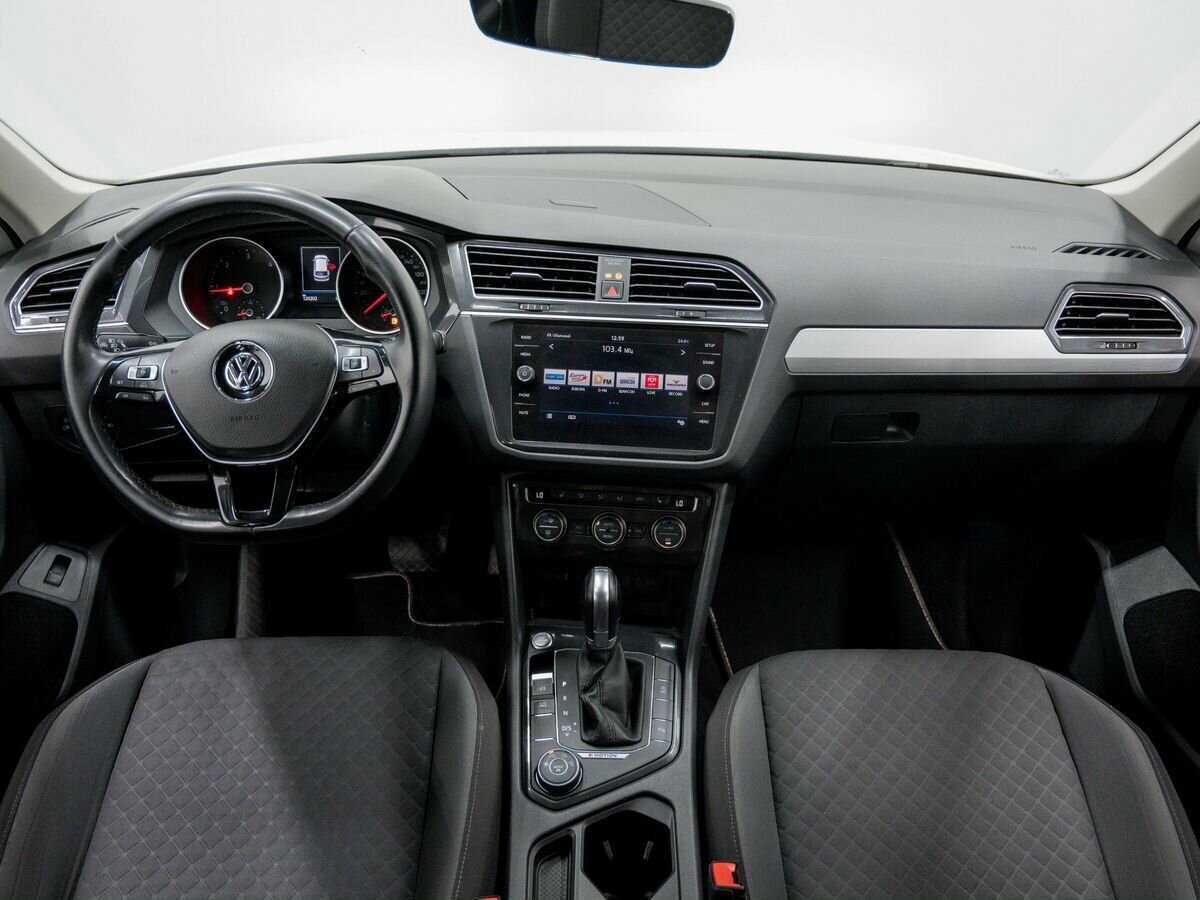 Volkswagen Tiguan, 2018 Фото №11