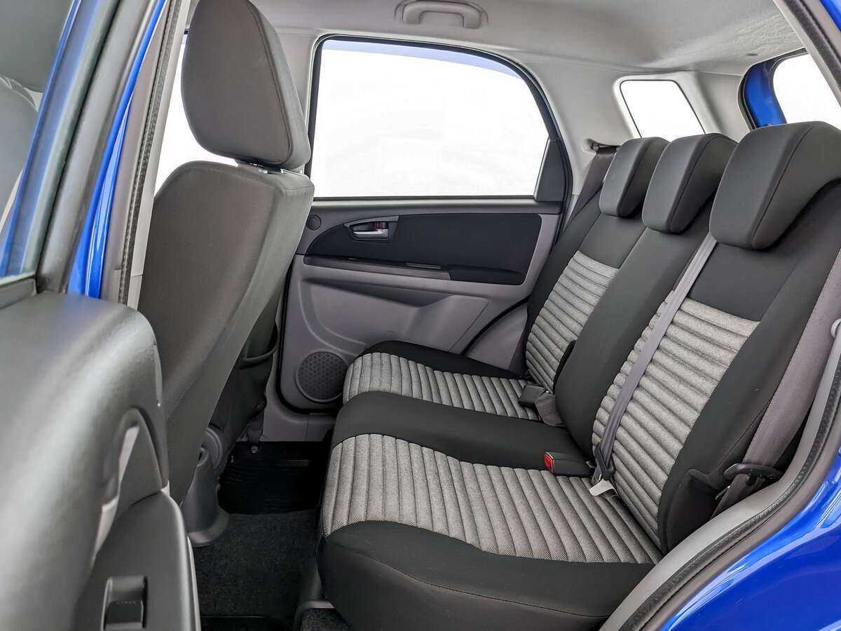 Suzuki SX4, 2013 Фото №10