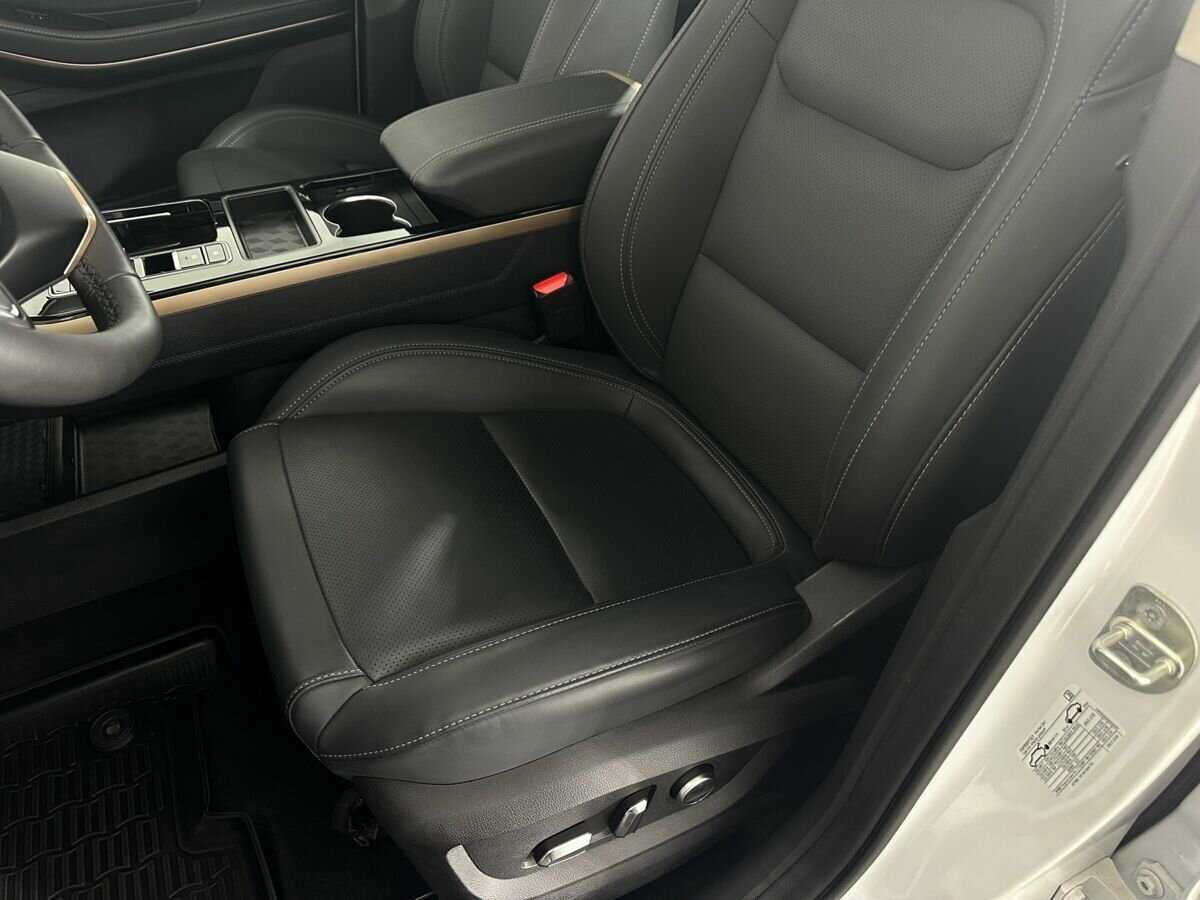 EXEED LX, 2023 Фото №10