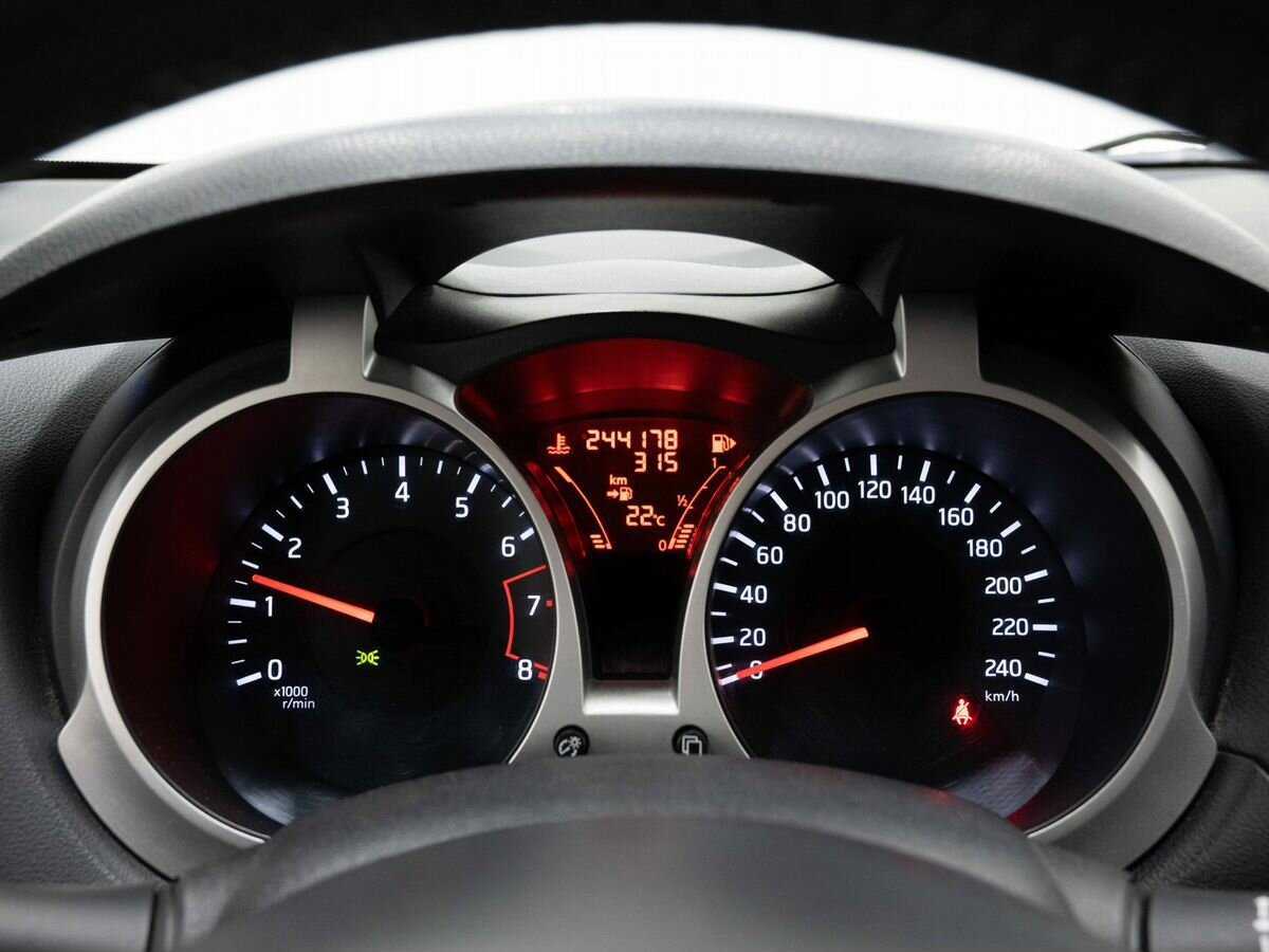 Nissan Juke, 2012 Фото №16