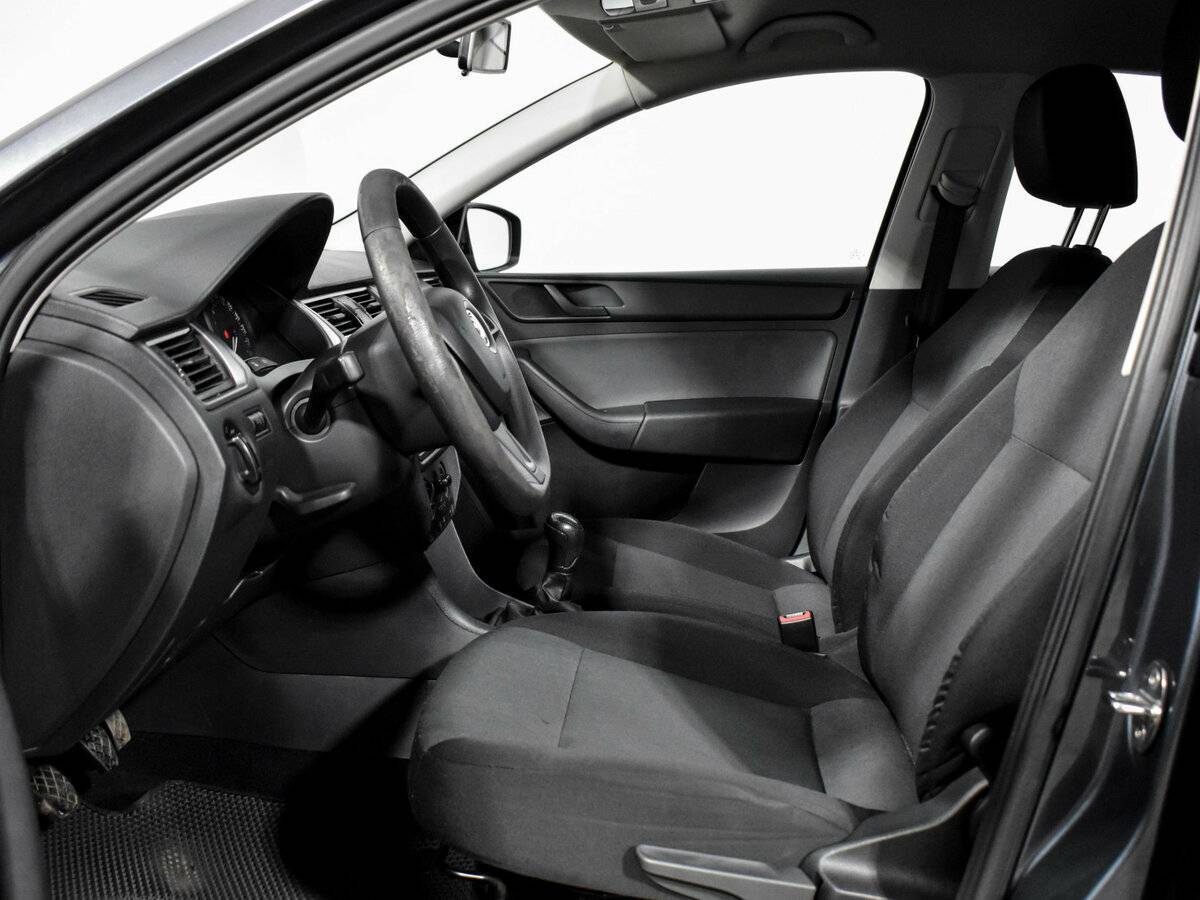 Skoda Rapid, 2014 Фото №10