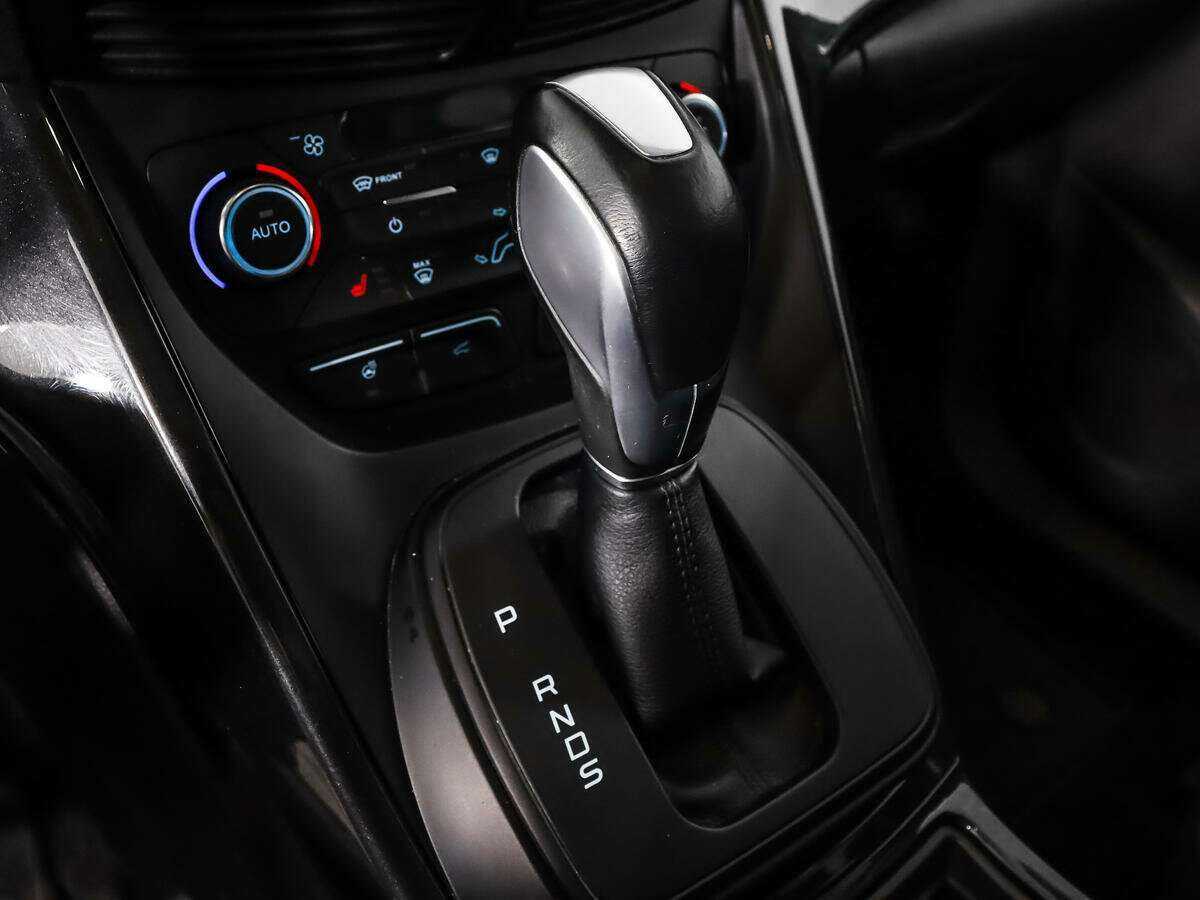 Ford Kuga, 2016 Фото №9