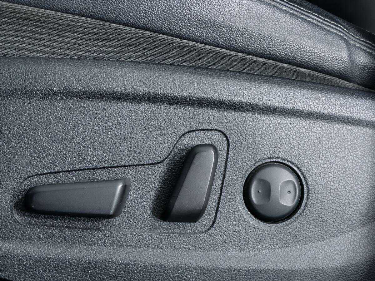 Hyundai Santa Fe, 2018 Фото №15