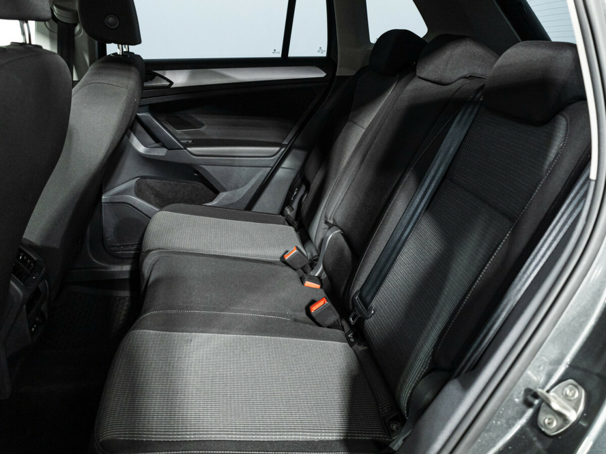 Volkswagen Tiguan II Рестайлинг, 2022 Фото №10