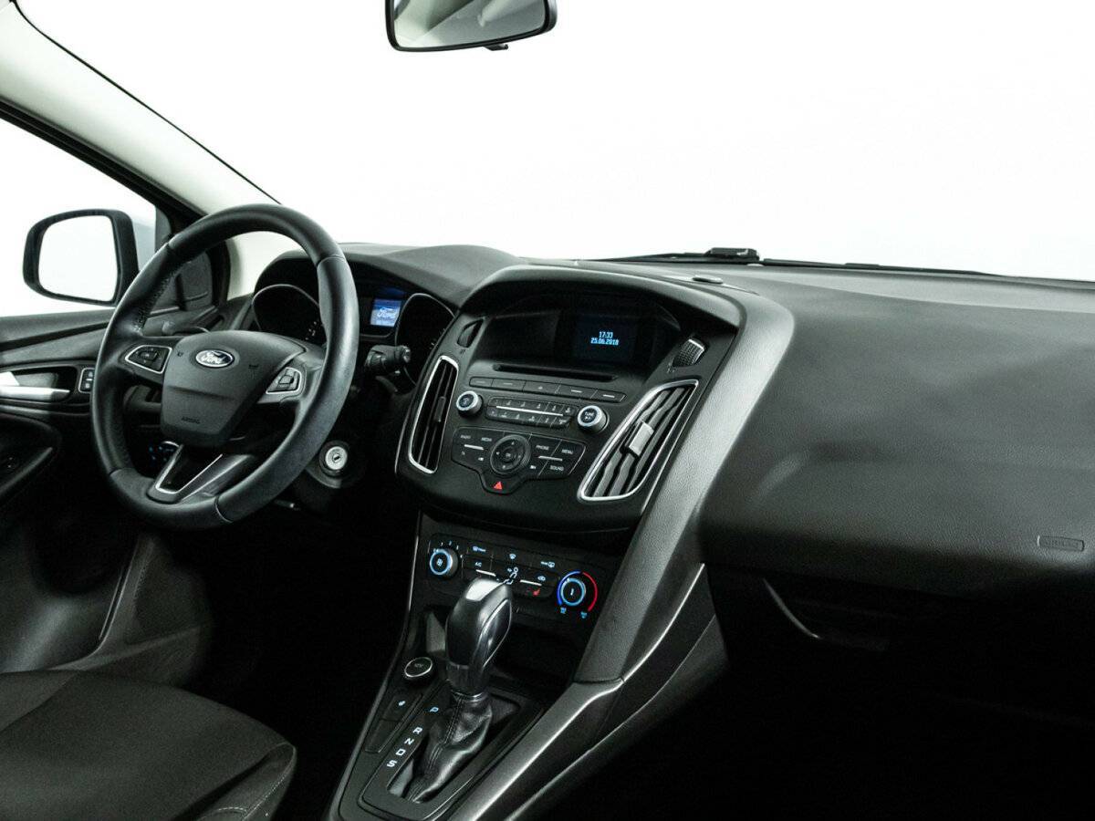Ford Focus, 2018 Фото №9