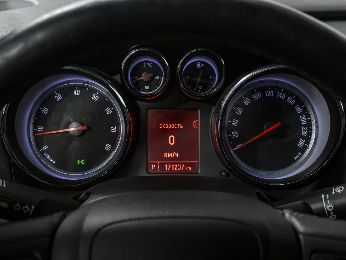 Opel Astra J Рестайлинг, 2013 Фото №13