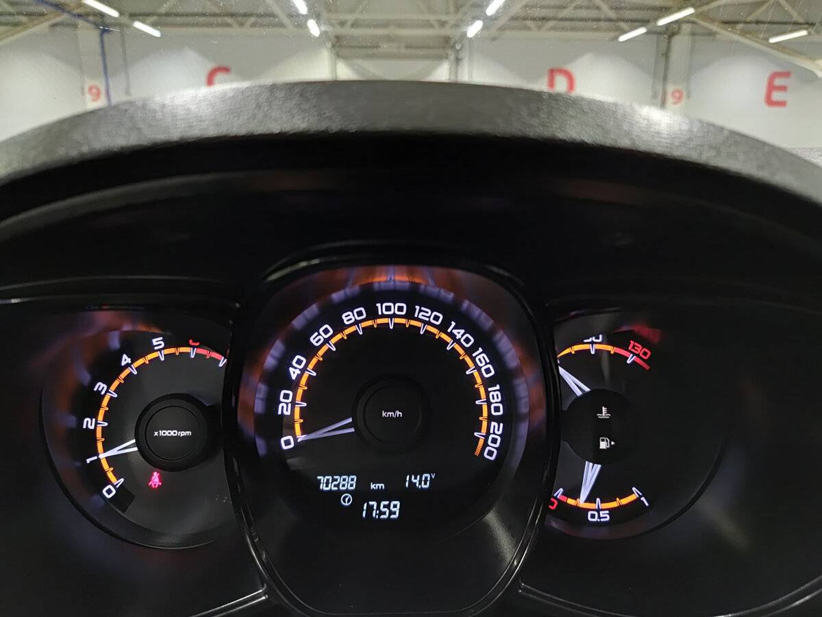 Lada (ВАЗ) Vesta I, 2020 Фото №13