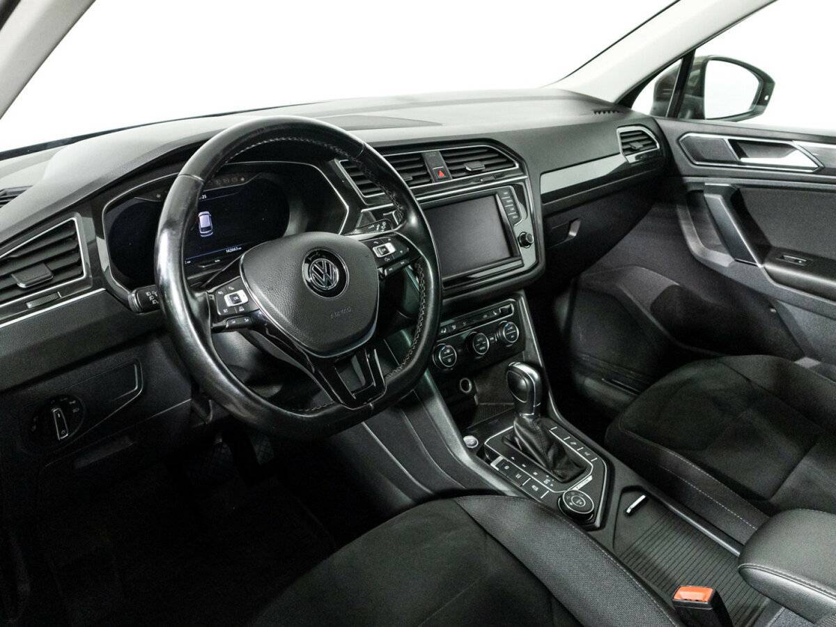 Volkswagen Tiguan, 2017 Фото №11