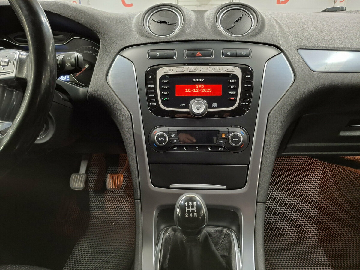 Ford Mondeo IV Рестайлинг, 2013 Фото №13