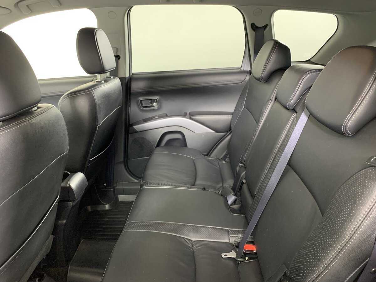 Mitsubishi Outlander, 2012 Фото №19