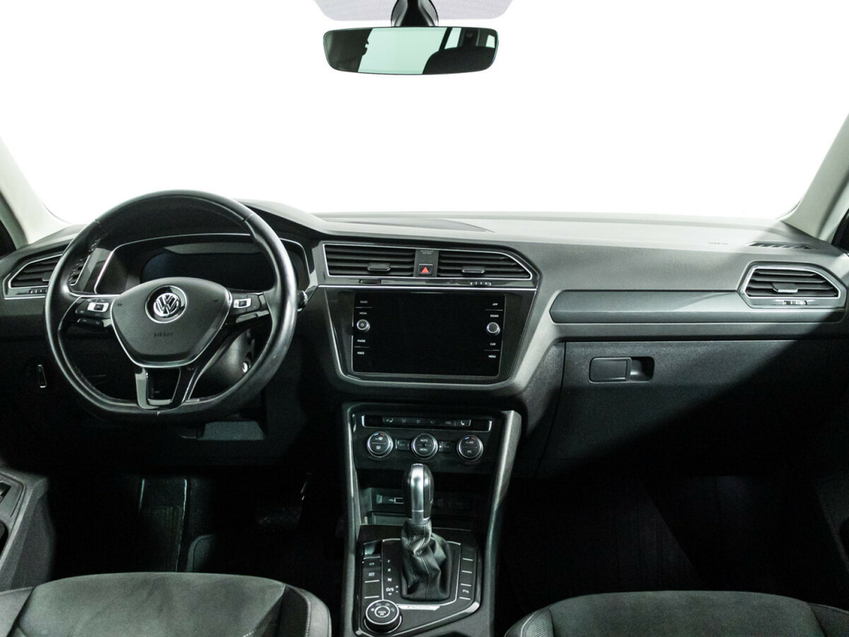 Volkswagen Tiguan II, 2018 Фото №13