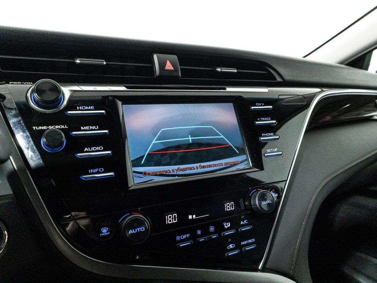 Toyota Camry, 2020 Фото №16