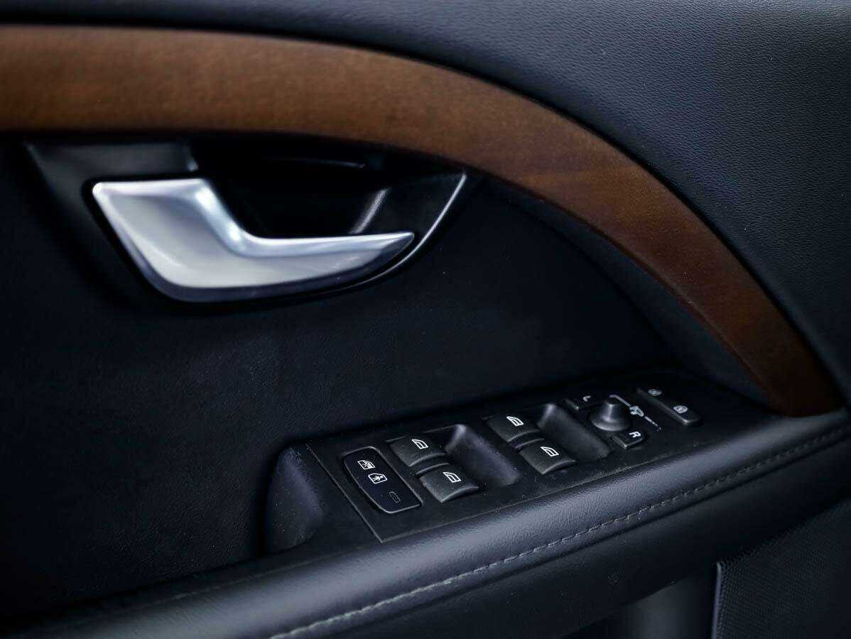 Volvo XC70, 2014 Фото №13