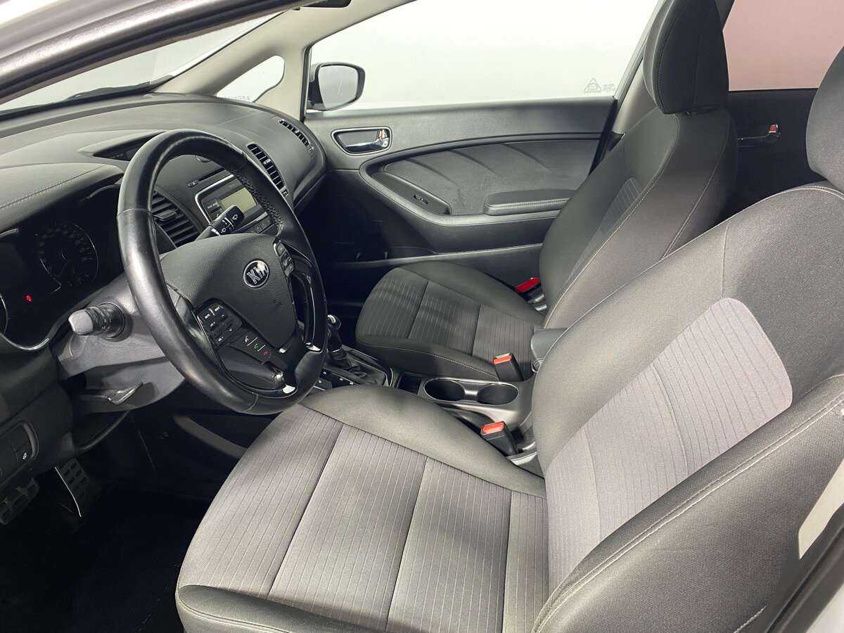 Kia Cerato, 2019 Фото №11