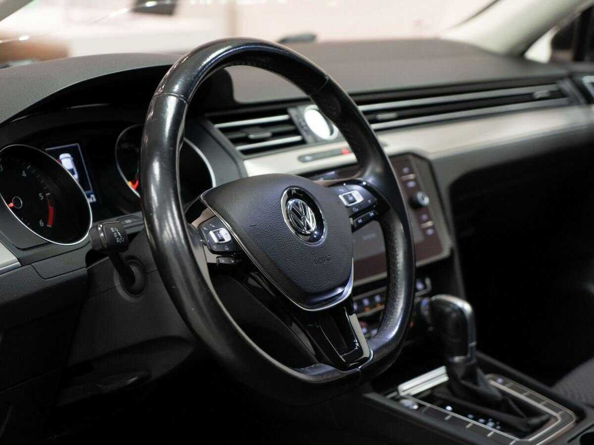 Volkswagen Passat DSG6, 2017 Фото №5