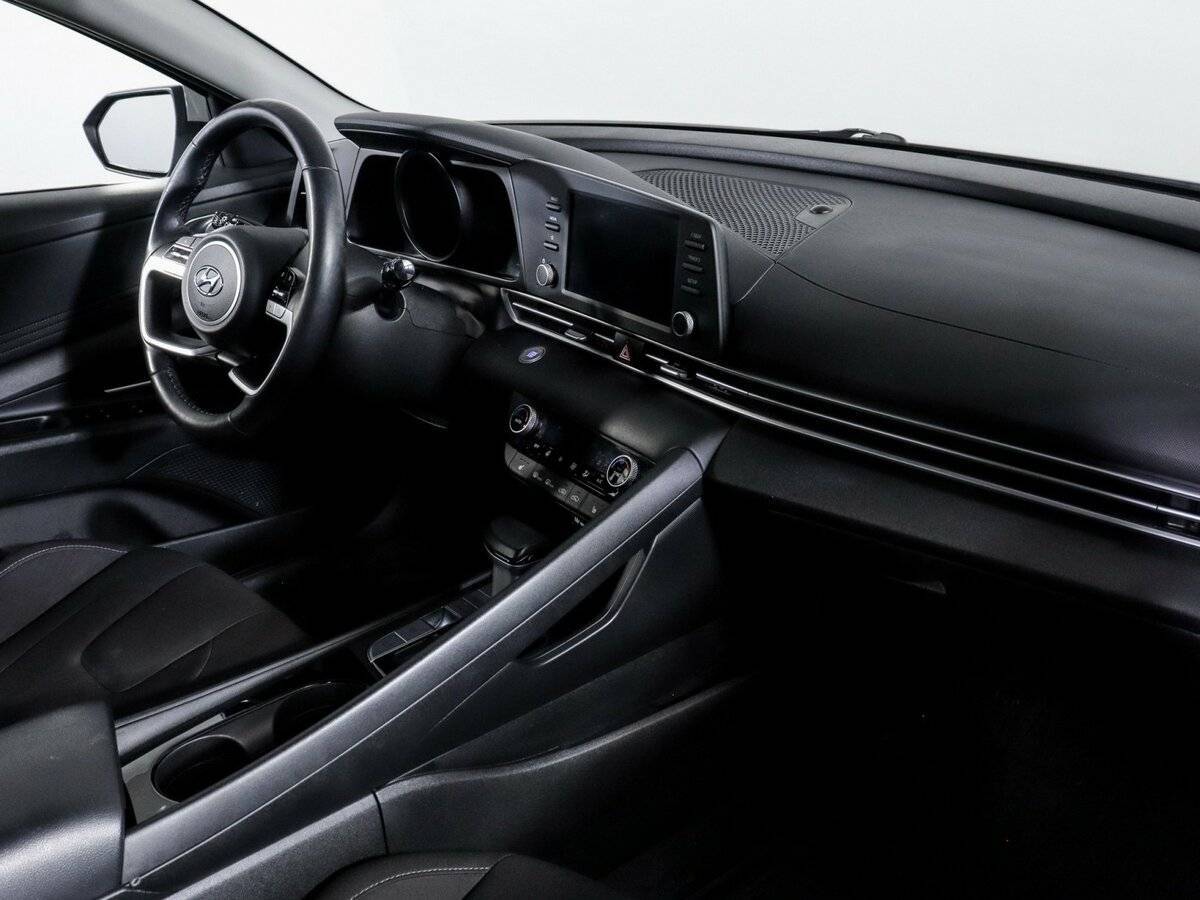 Hyundai Elantra, 2021 Фото №5