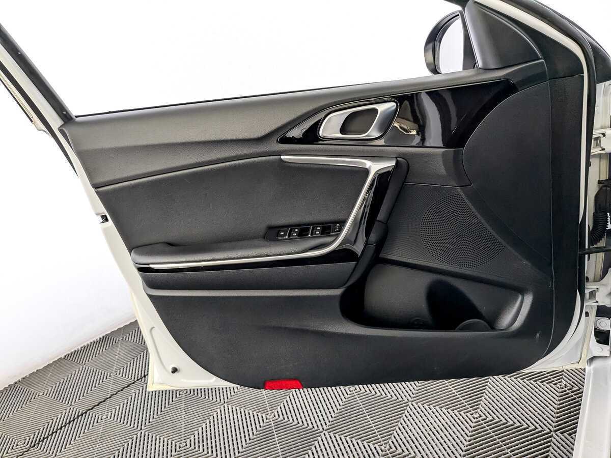 Kia Ceed, 2020 Фото №19
