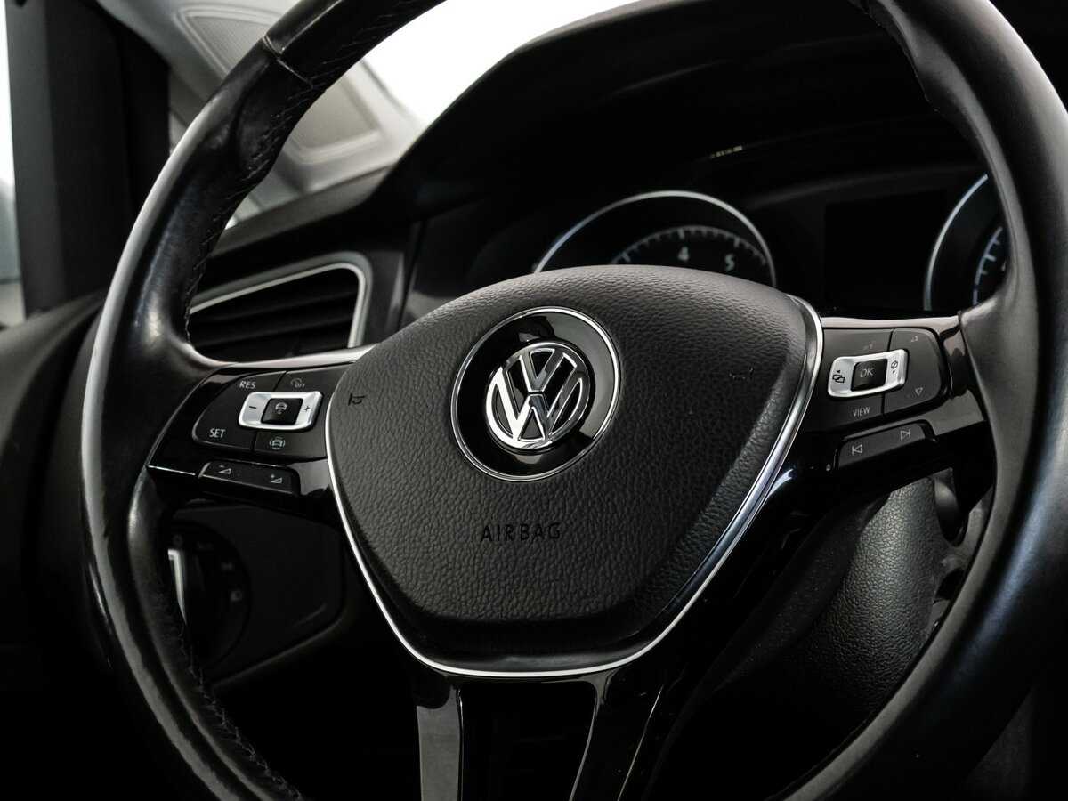 Volkswagen Golf, 2018 Фото №11