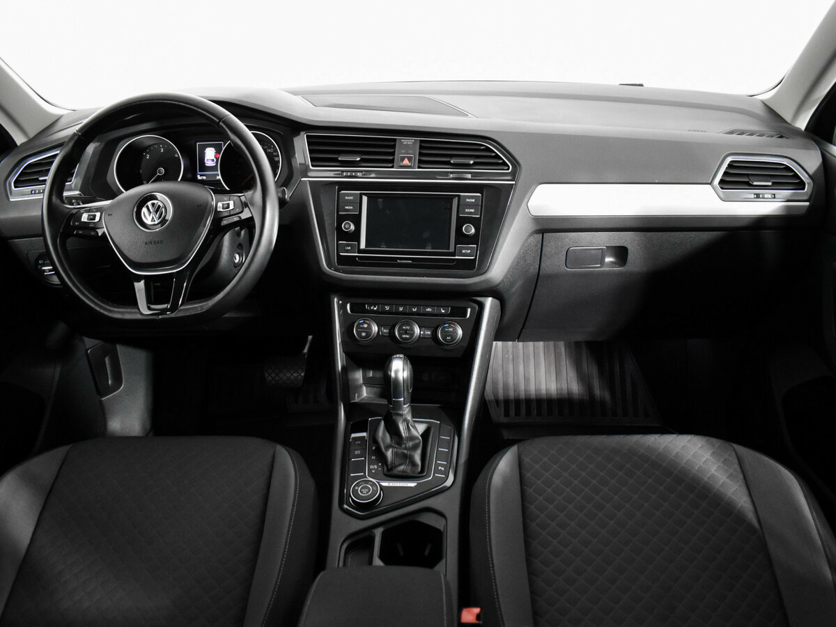 Volkswagen Tiguan II, 2018 Фото №14