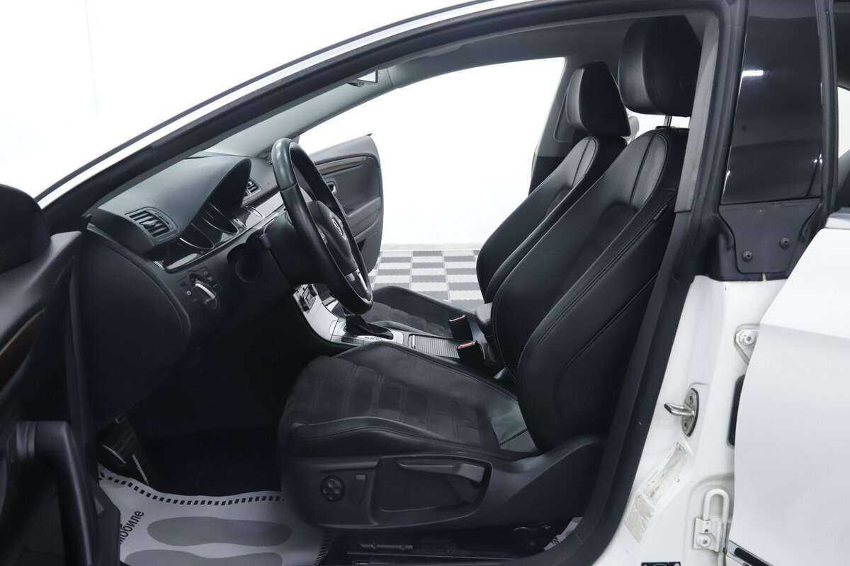 Volkswagen Passat CC, 2012 Фото №7