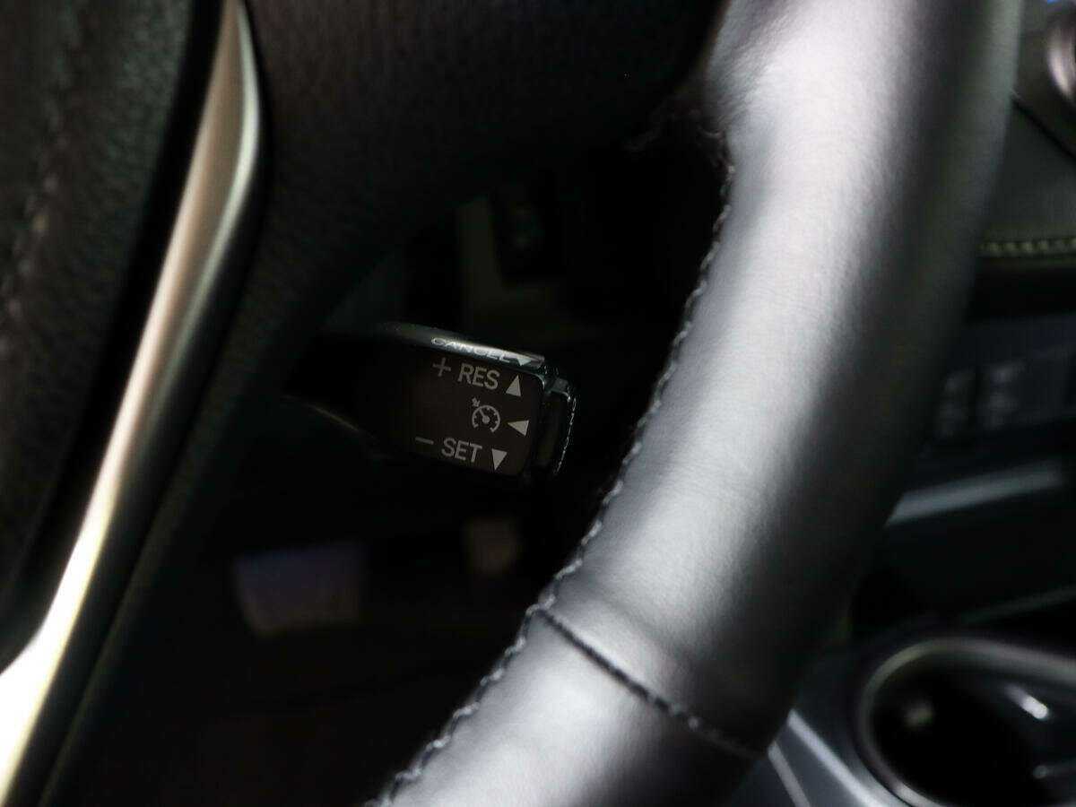 Toyota RAV4, 2017 Фото №18