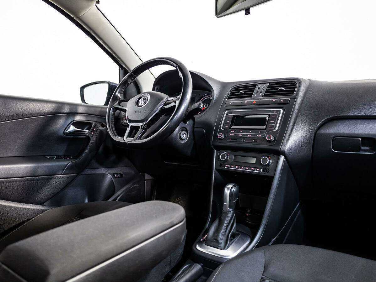 Volkswagen Polo, 2017 Фото №7