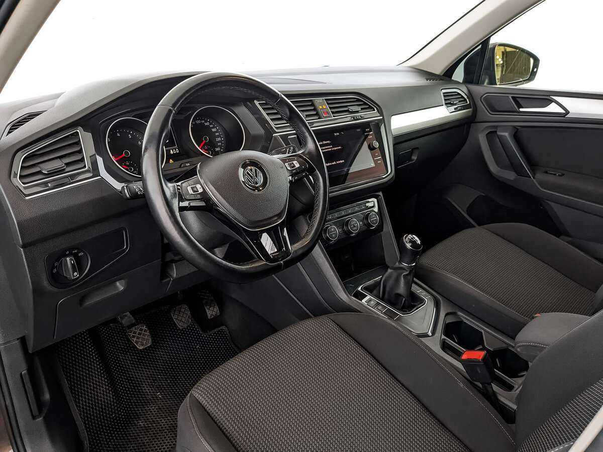 Volkswagen Tiguan, 2020 Фото №14