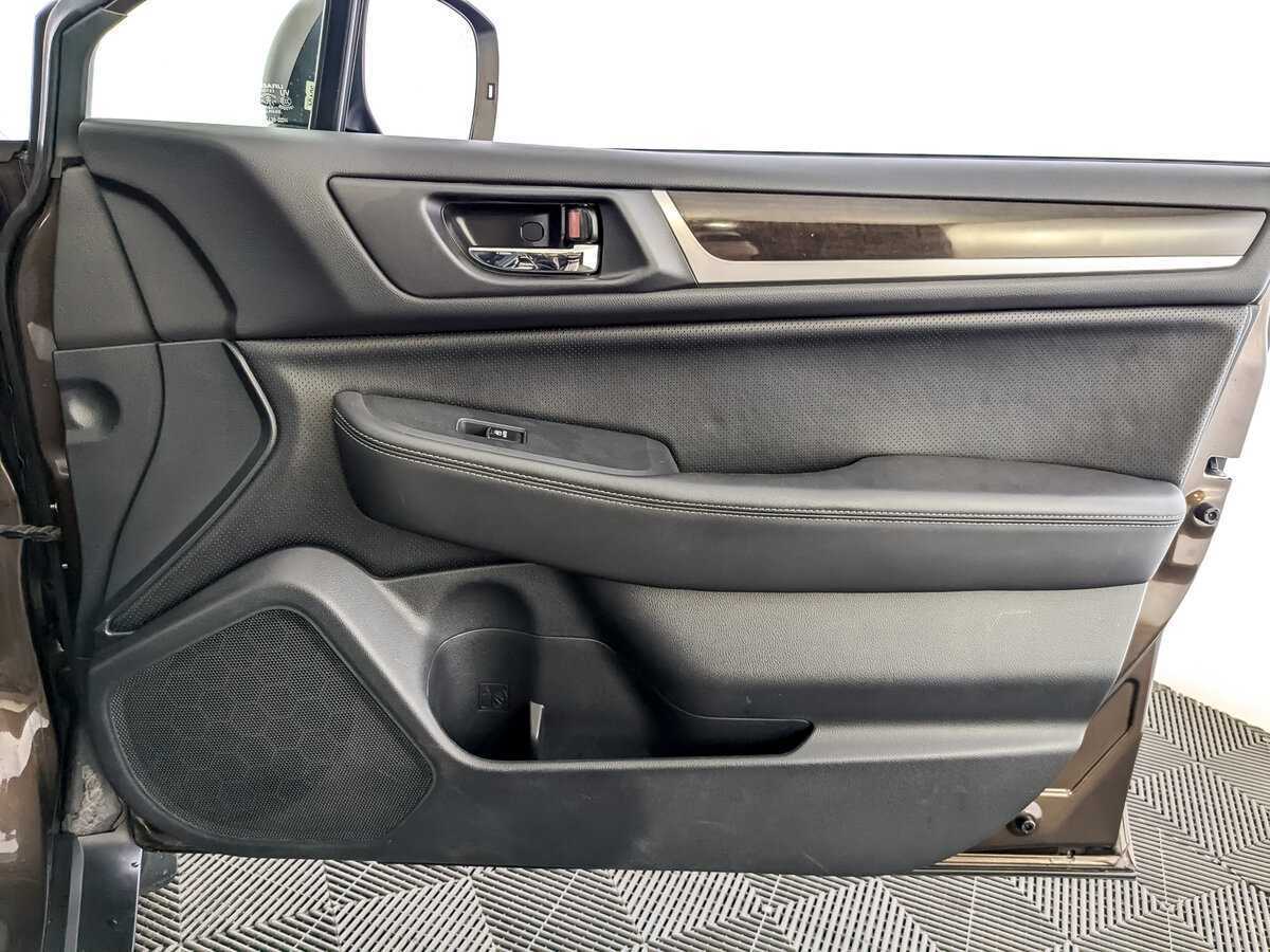 Subaru Outback, 2017 Фото №19