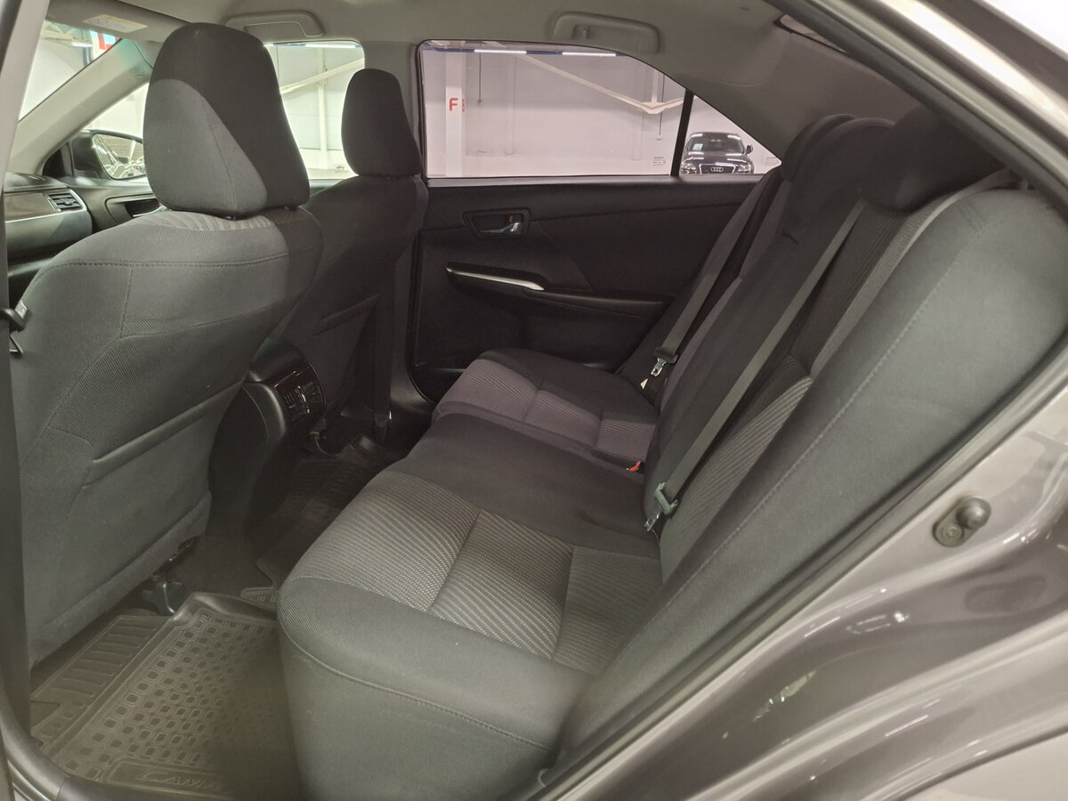 Toyota Camry VII (XV50) Рестайлинг, 2016 Фото №11