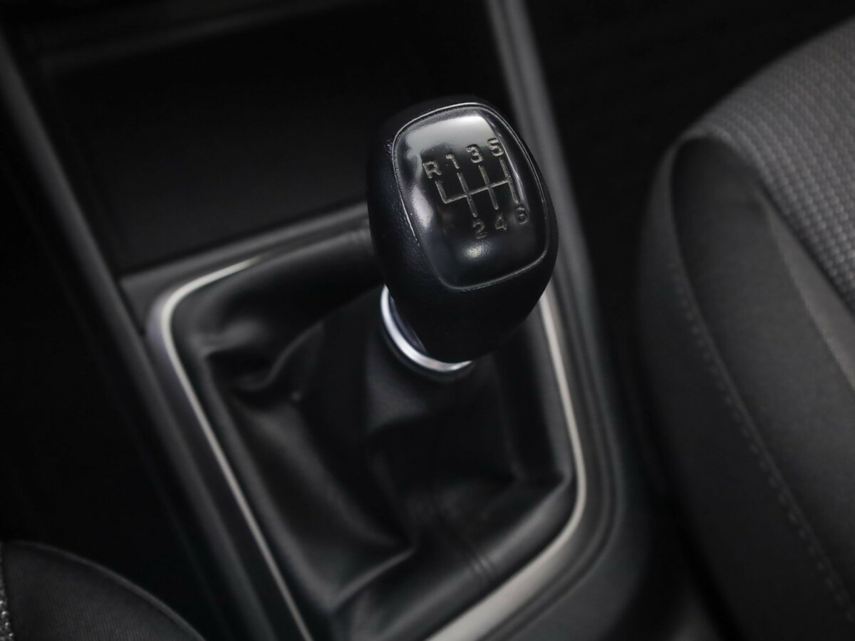 Hyundai Solaris II, 2018 Фото №15