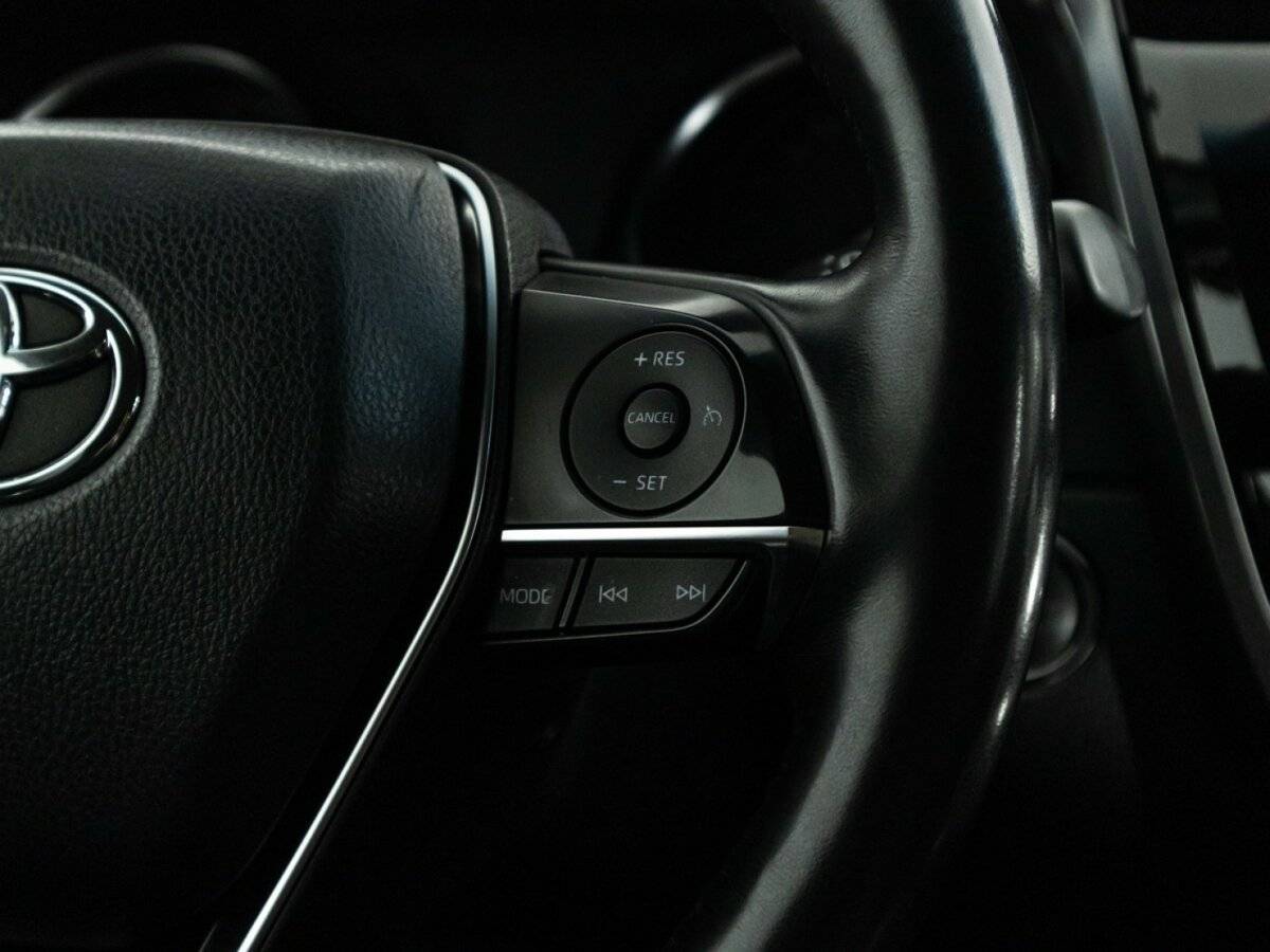 Toyota Camry, 2021 Фото №19