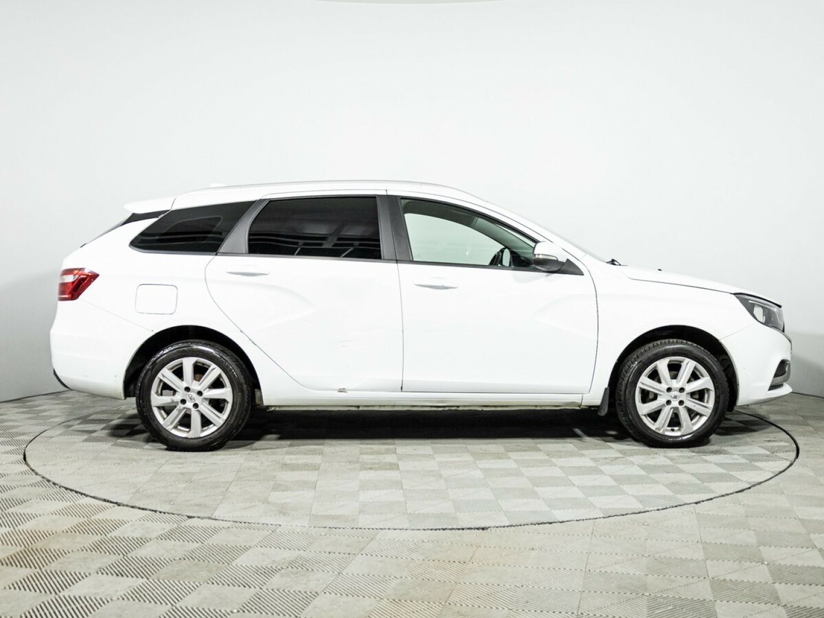 Lada (ВАЗ) Vesta SW I, 2020 Фото №4