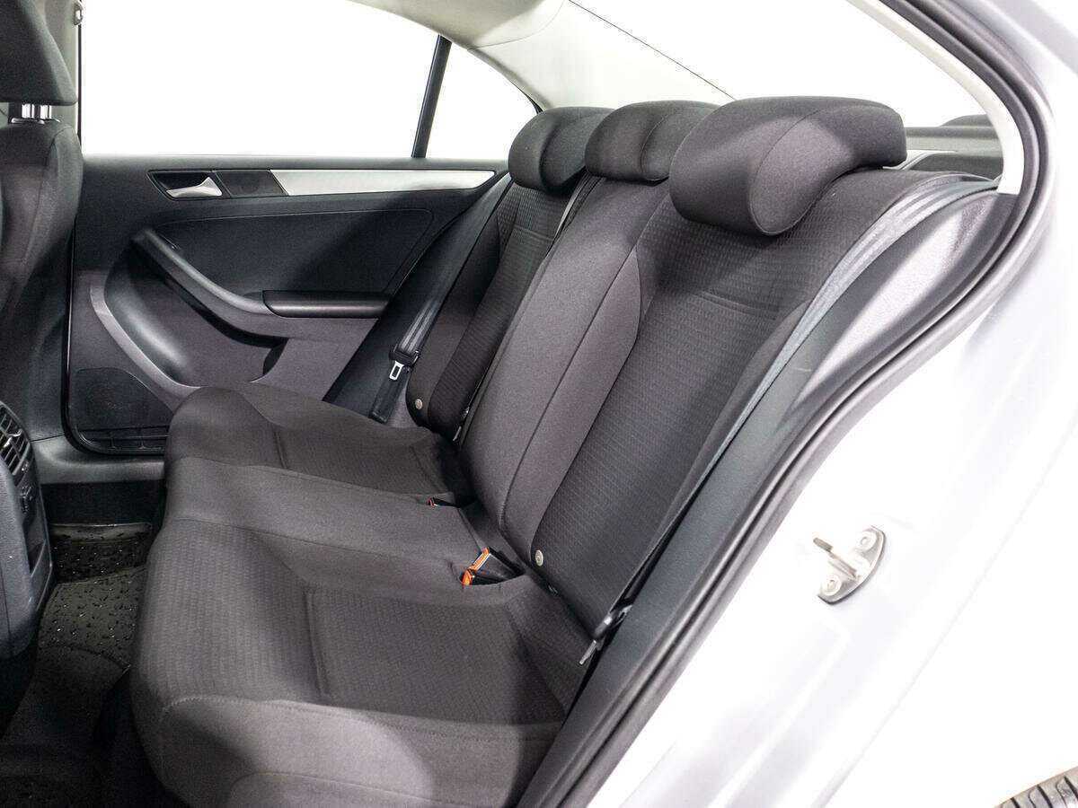 Volkswagen Jetta, 2015 Фото №10