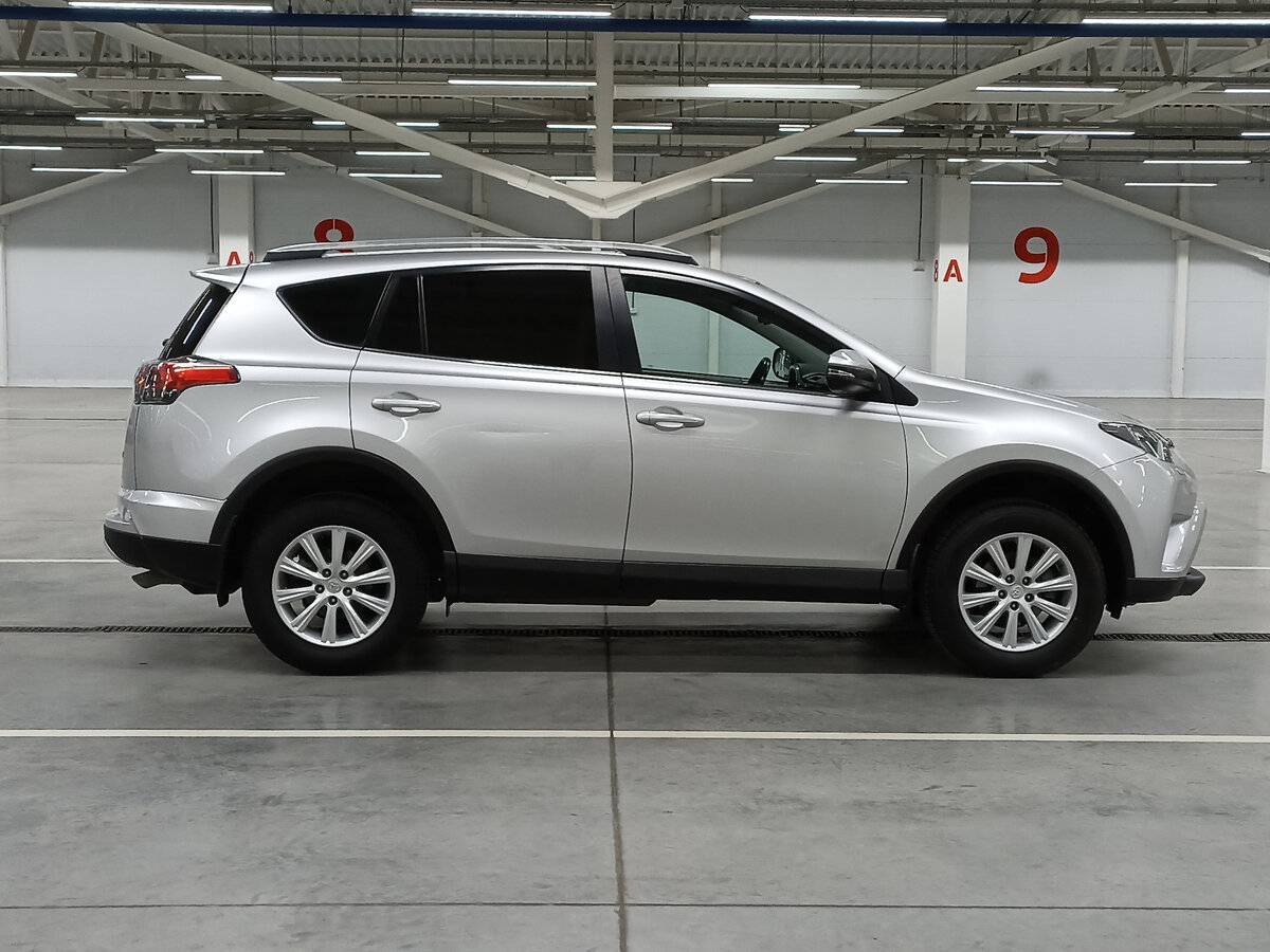 Toyota RAV4, 2019 Фото №4
