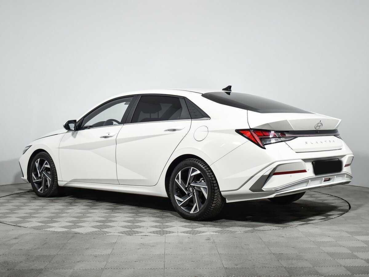 Hyundai Elantra, 2023 Фото №7
