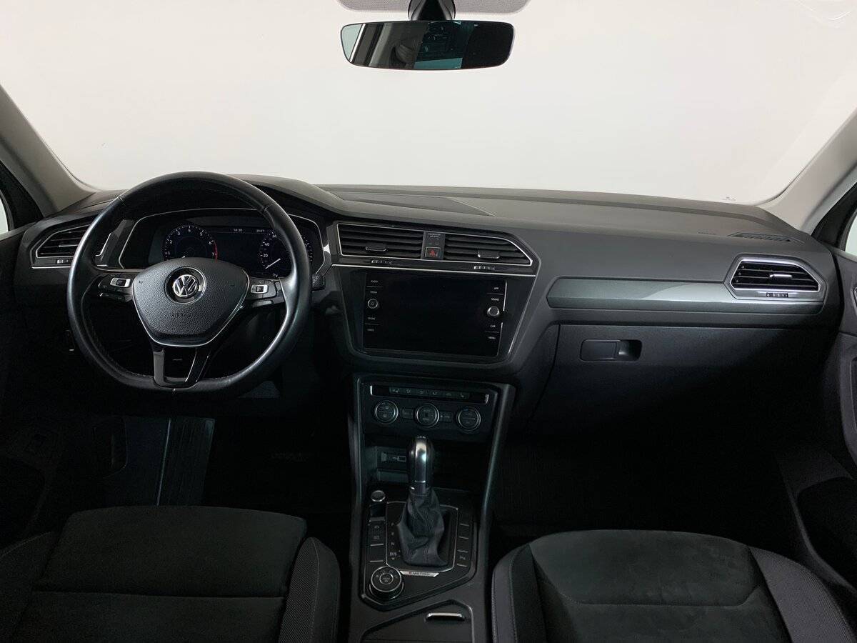 Volkswagen Tiguan, 2018 Фото №12