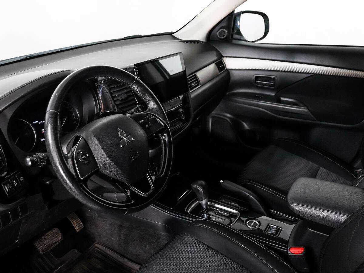 Mitsubishi Outlander, 2018 Фото №9