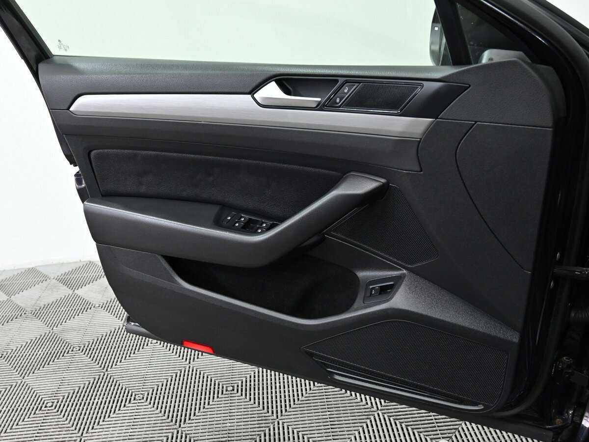 Volkswagen Passat, 2016 Фото №11