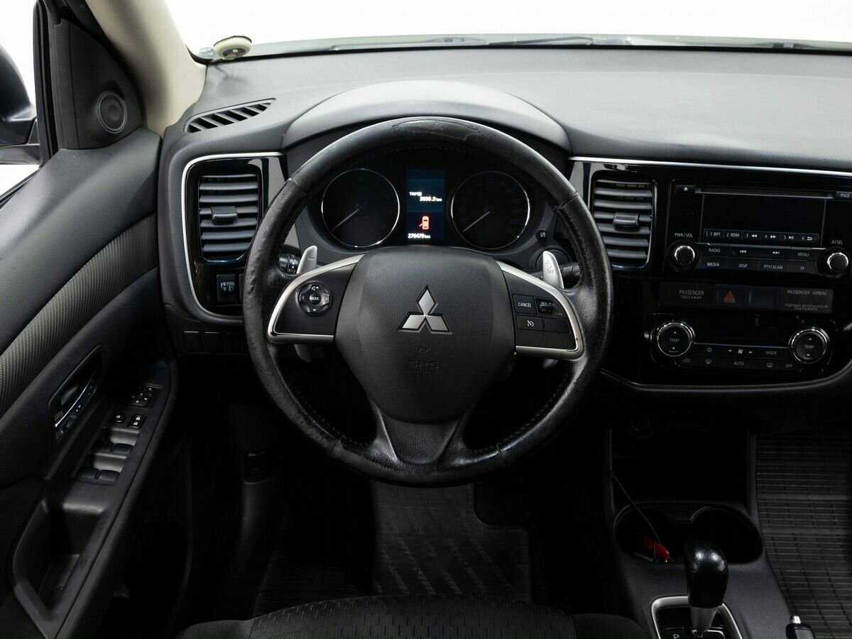 Mitsubishi Outlander, 2012 Фото №16