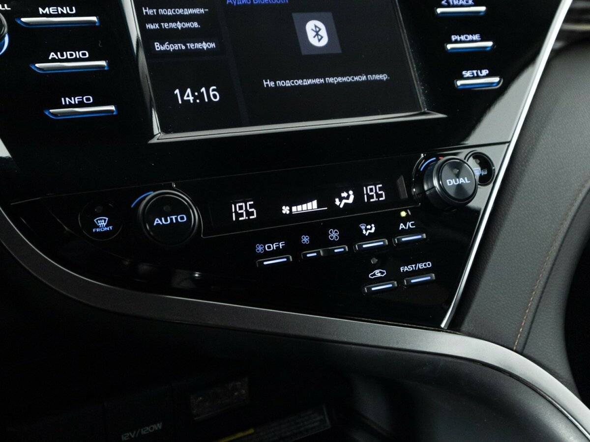 Toyota Camry, 2019 Фото №19