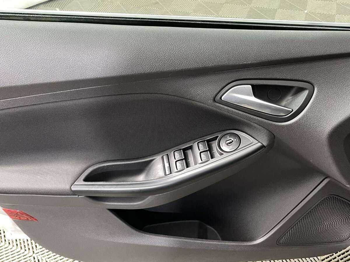 Ford Focus, 2012 Фото №7