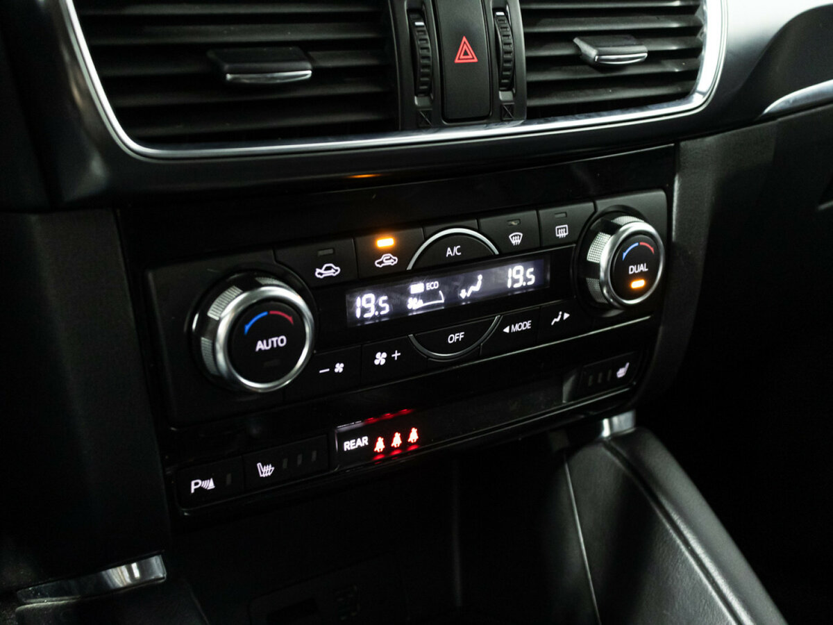 Mazda CX-5 I Рестайлинг, 2016 Фото №15