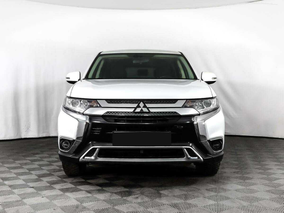 Mitsubishi Outlander, 2018 Фото №2