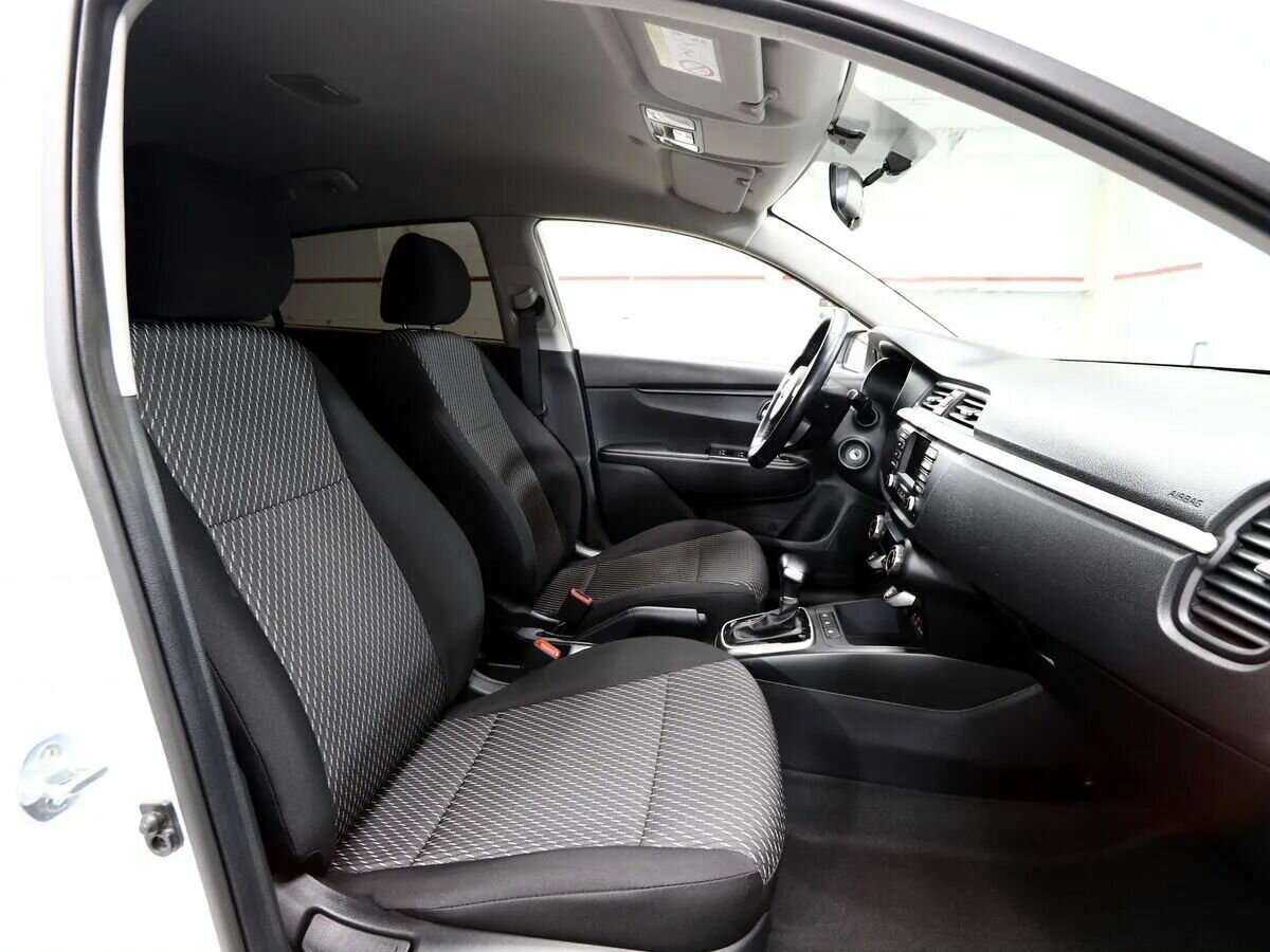 Kia Rio X-Line, 2018 Фото №10