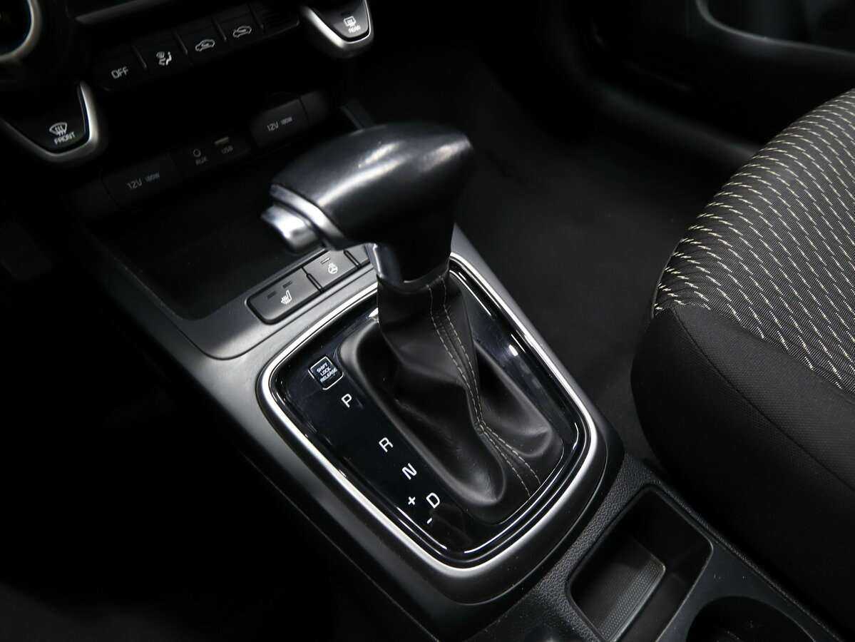 Kia Rio, 2018 Фото №17