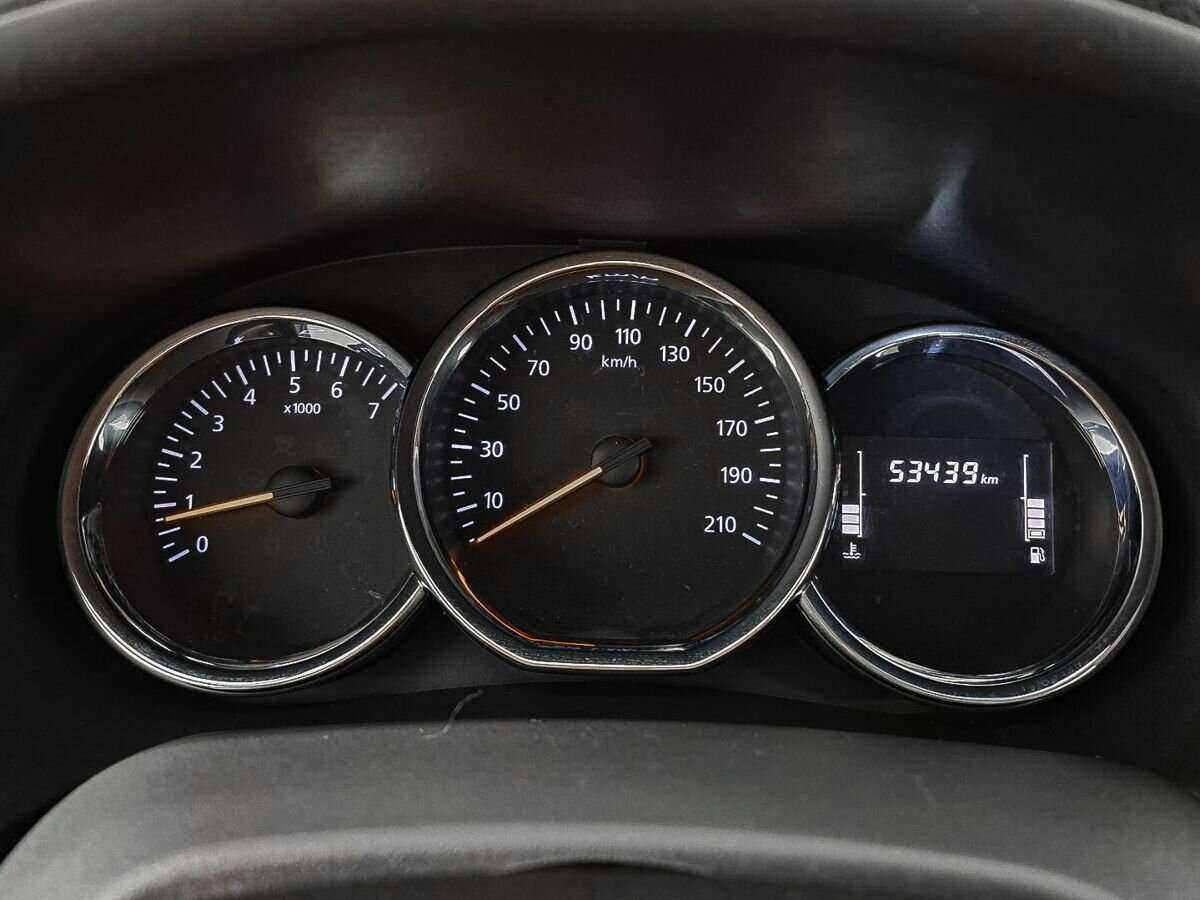 Renault Logan, 2021 Фото №11