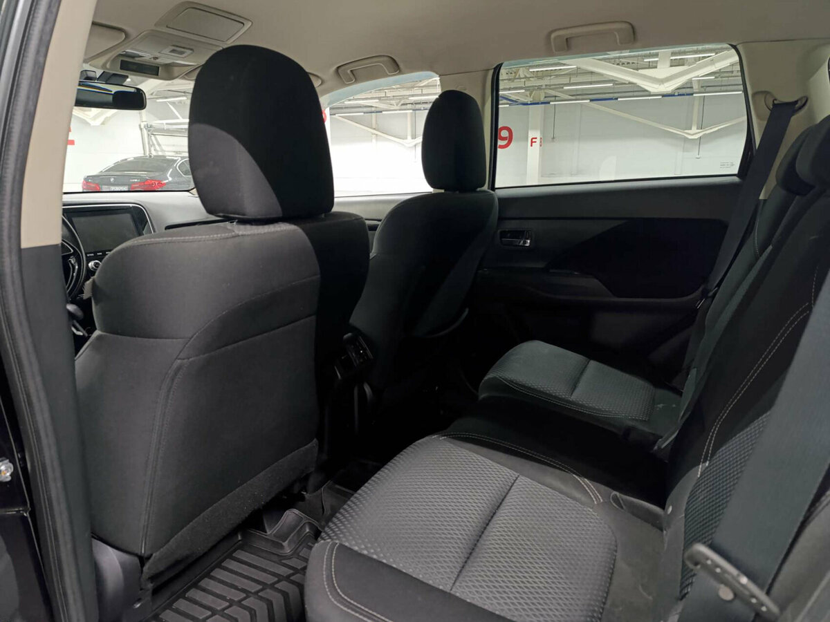 Mitsubishi Outlander III Рестайлинг 3, 2021 Фото №12