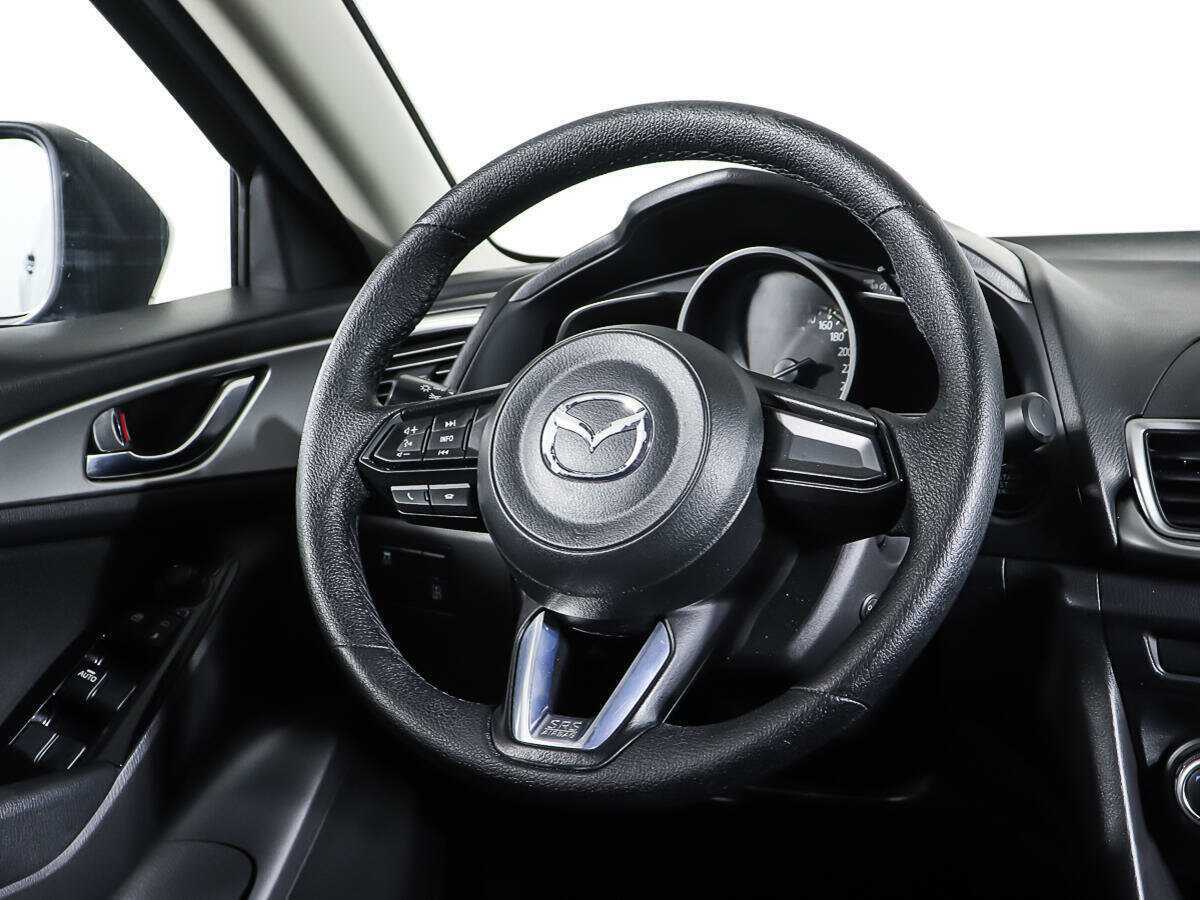 Mazda 3, 2017 Фото №15